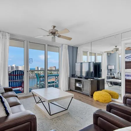 Pelican Beach Terrace 807